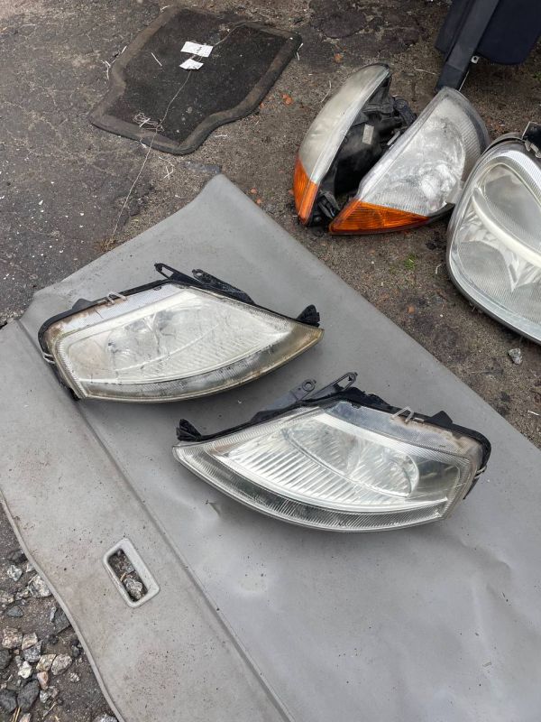 Фара передня права Citroen C3 Ситроен С3 с 2002 по 2009