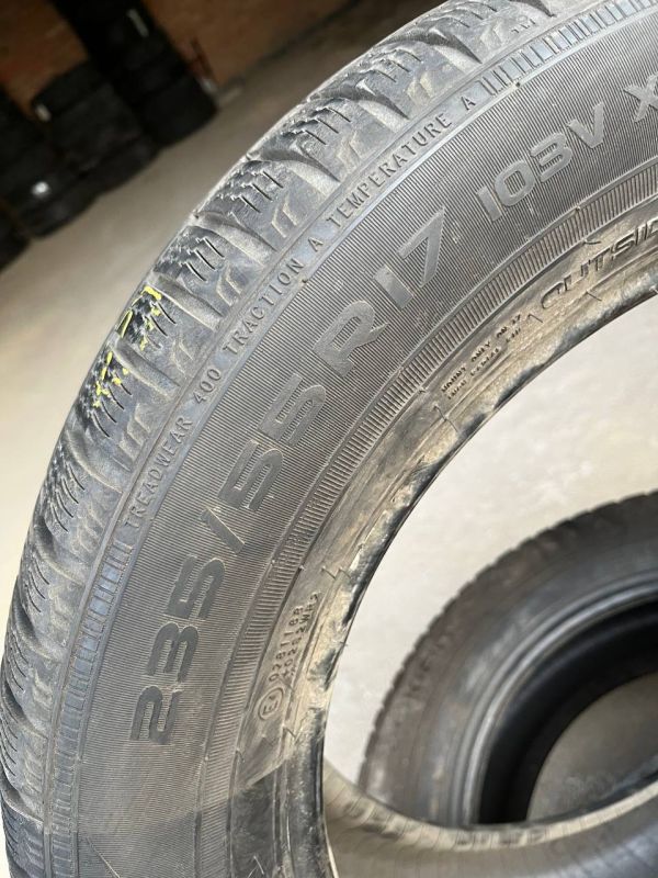 Шини пара NOKIAN WRa4 235/55/R17 зима резина