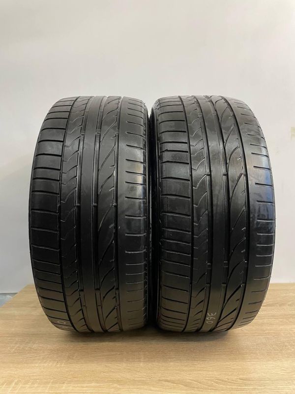 Шини Пара Bridgestone 225/40 r18 Літо Гума