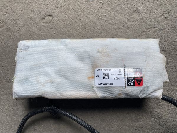 Подушка безпеки AirBag в сидіння ліва права Nissan Rogue X-Trail T32