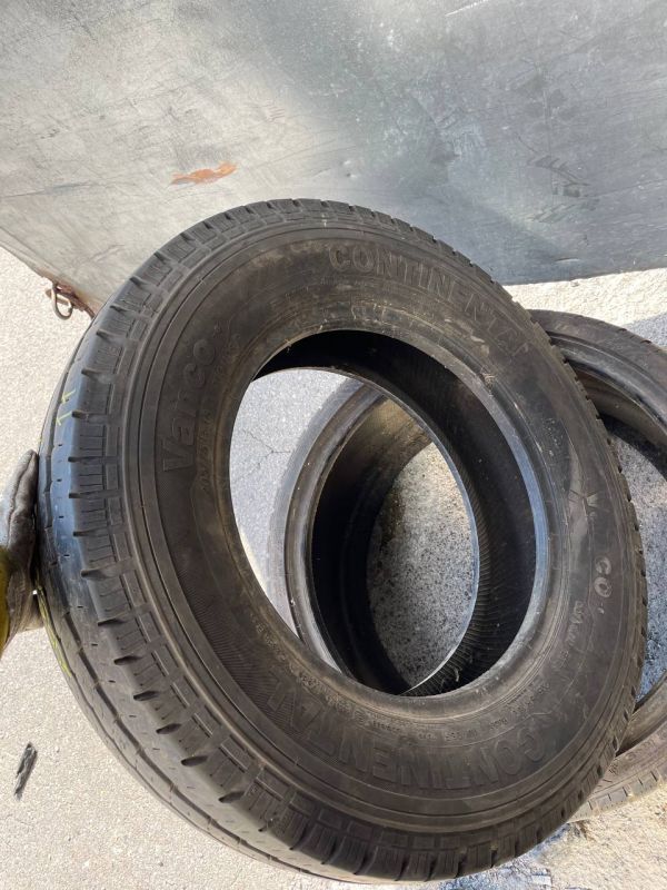 Continental 205/75 r16c 