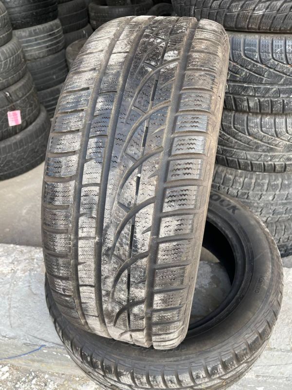 Шини пара Hankook 235/55 r17 зима Гума