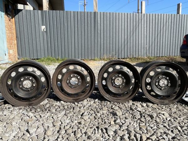 Диски металеві комплект BMW розболтовка 5x120