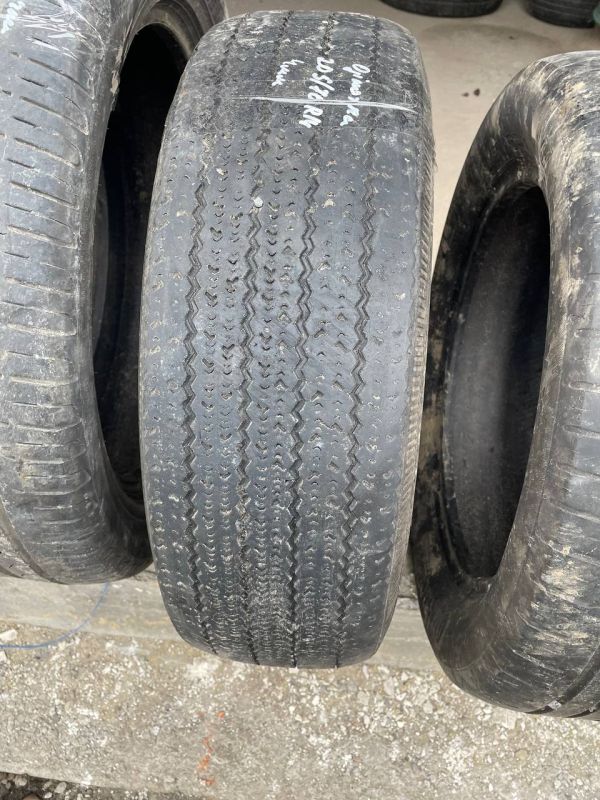 Шина одіночка 205/70 r14