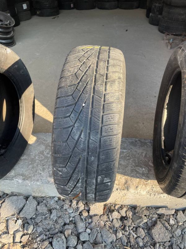 Шина одіночка Pirelli 205/55 r16 