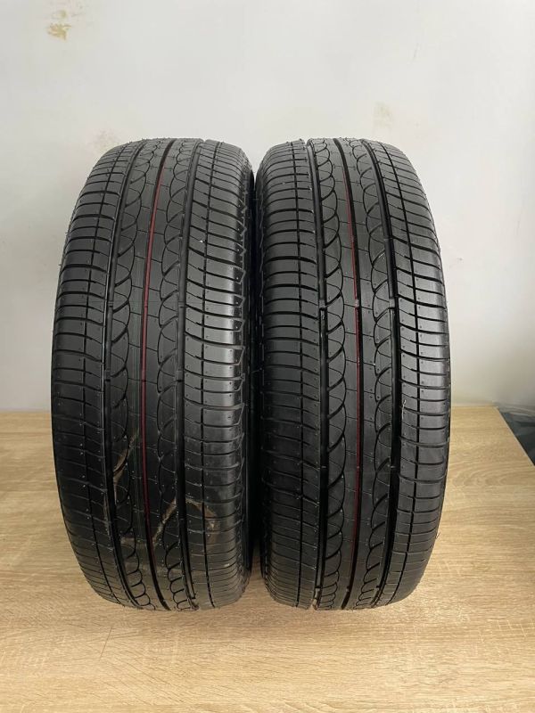 Шини пара Bridgestone 175/65 r15 літо Гума