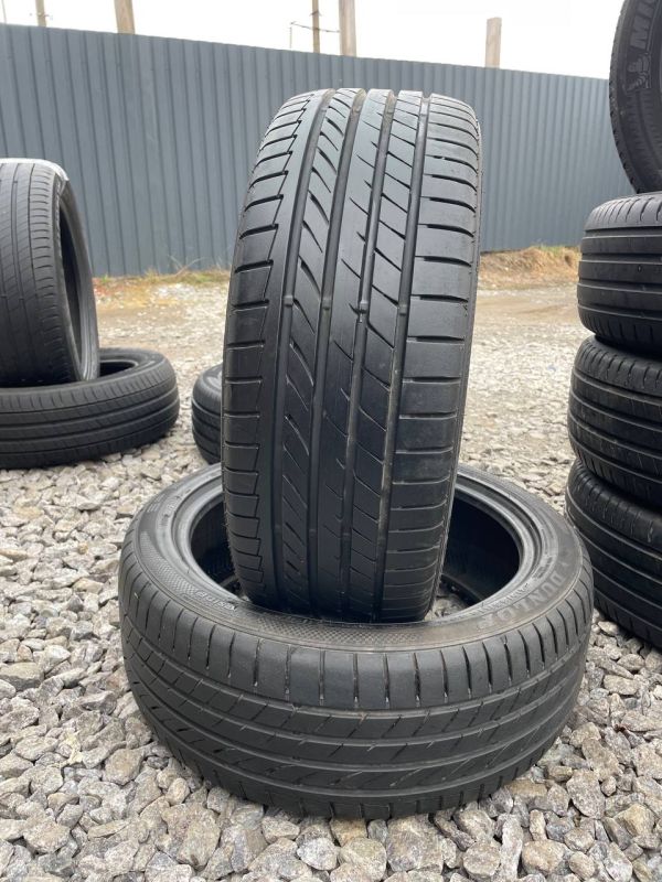 Шини пара Dunlop 215/45 r18  літо Гума