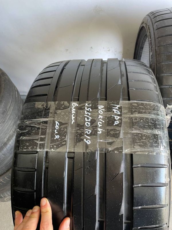 Шини пара Nokian 295/30 r19 літо резина