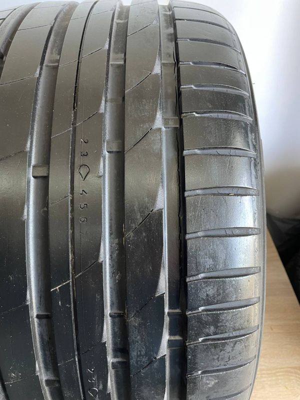Шини пара Nokian 295/30 r19 літо резина
