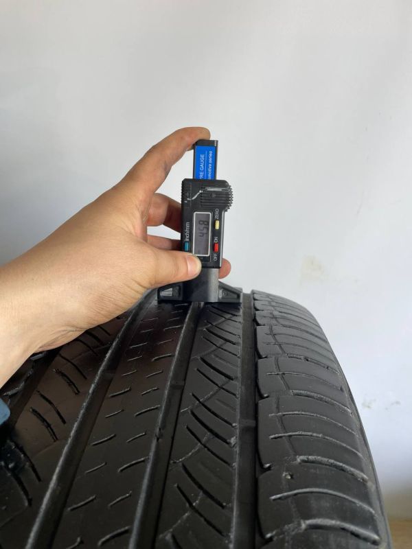 Шини пара Michelin 235/60 r17 літо резина