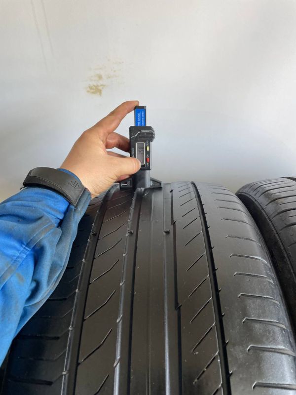 Шини пара Continental 245/40 r18 літо резина
