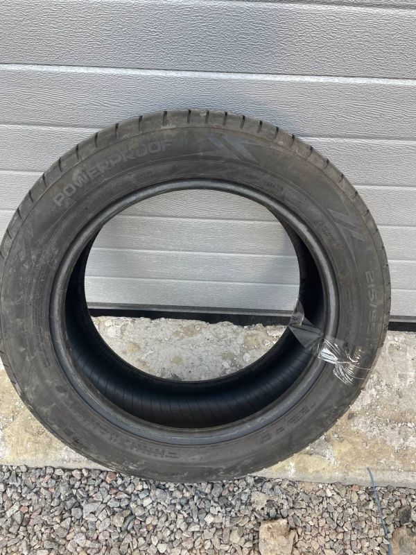 Шина розпаровка Nokian 215/55 r17 резина