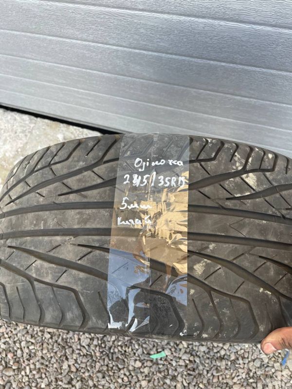 Шина одіночка 245/35 r19 резина
