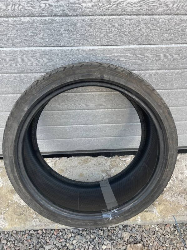 Шина одіночка 245/35 r19 резина