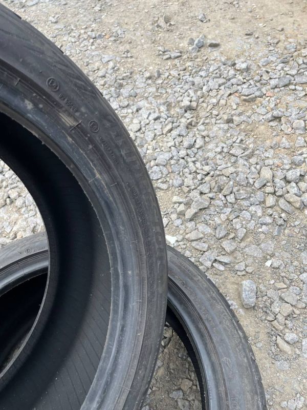 Шини пара Bridgestone 245/40 r18 літо резина