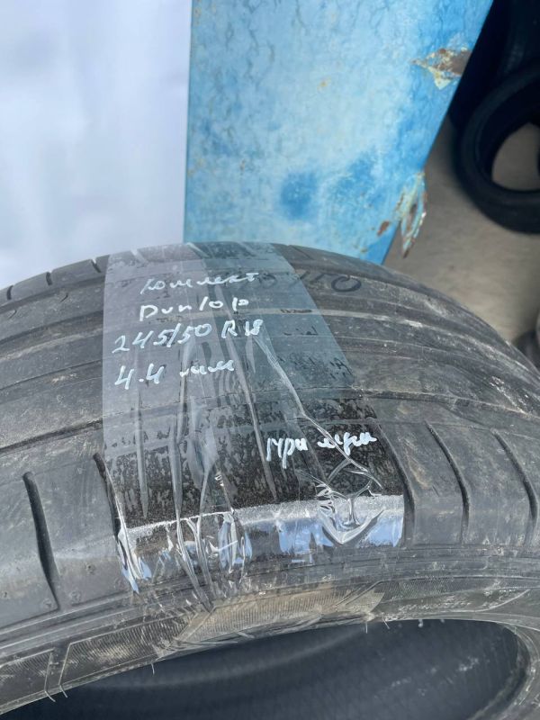 Шини комплект Dunlop 245/50 r18 літо резина