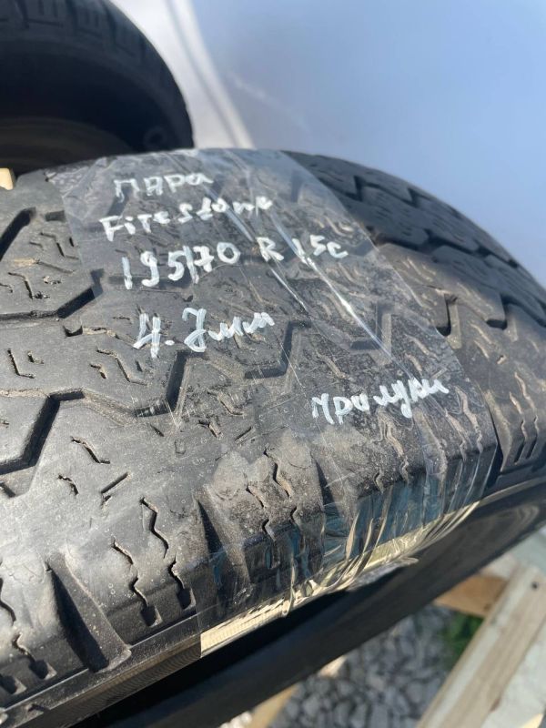Шини пара Firestone 195/70 r15c літо резина