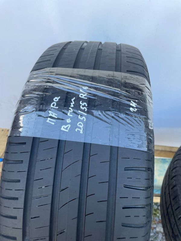 Шини пара Barum 205/56 r16 літо резина
