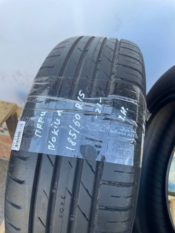 Шини пара Nokian 185/60 r15 літо резина