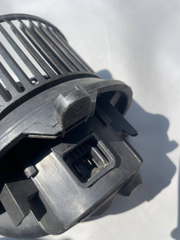 Мотор пічки Mercedes Sprinter (901/905) 1995-2006 651673L 366463 