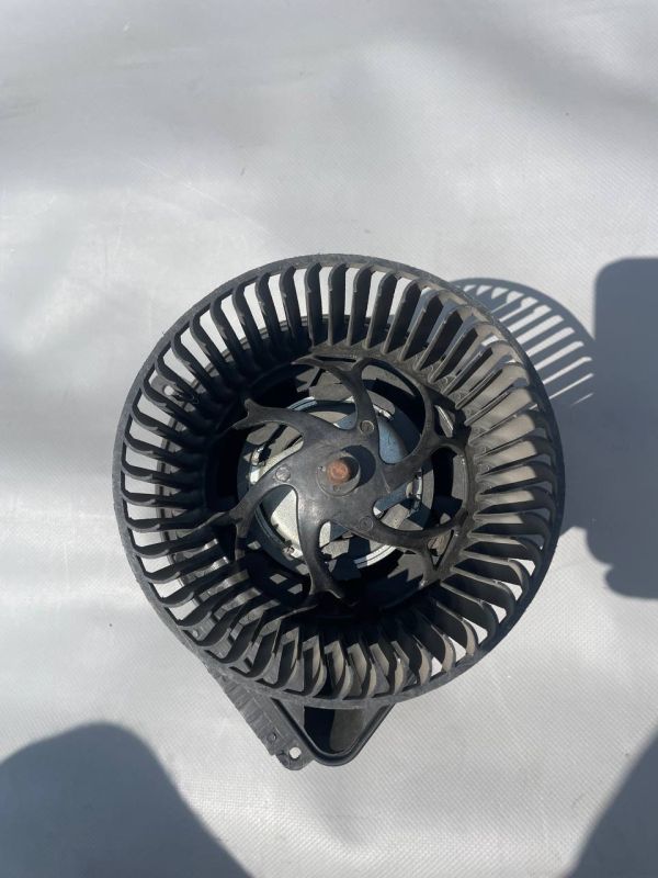Мотор пічки Mercedes Sprinter (901/905) 1995-2006 651673L 366463 