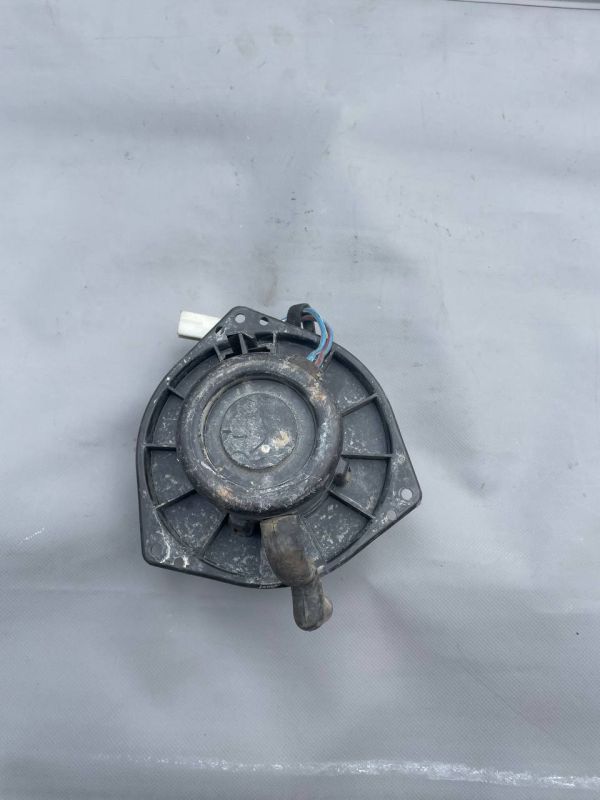 Мотор вентилятор моторчик печки Nissan Primera (P11) з 96-01 р.в.