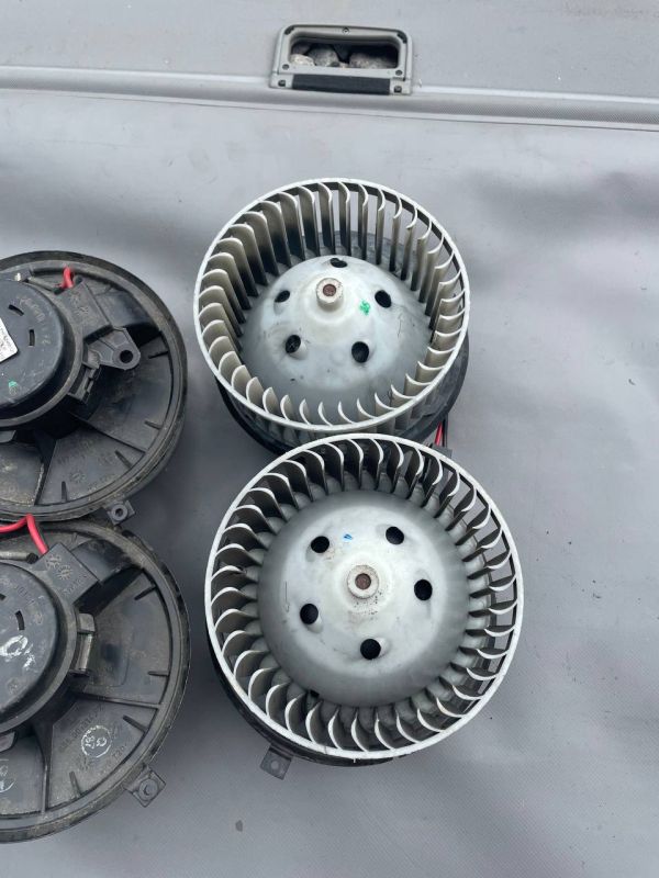 52488121 Моторчик печки Renault Laguna 2 вентилятор електродвигун опалювача 885001315.FZ лагуна 
