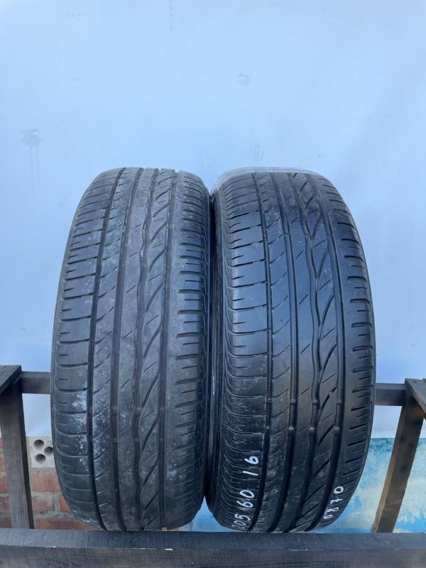 Шини пара Bridgestone 205/60 r16 літо резина