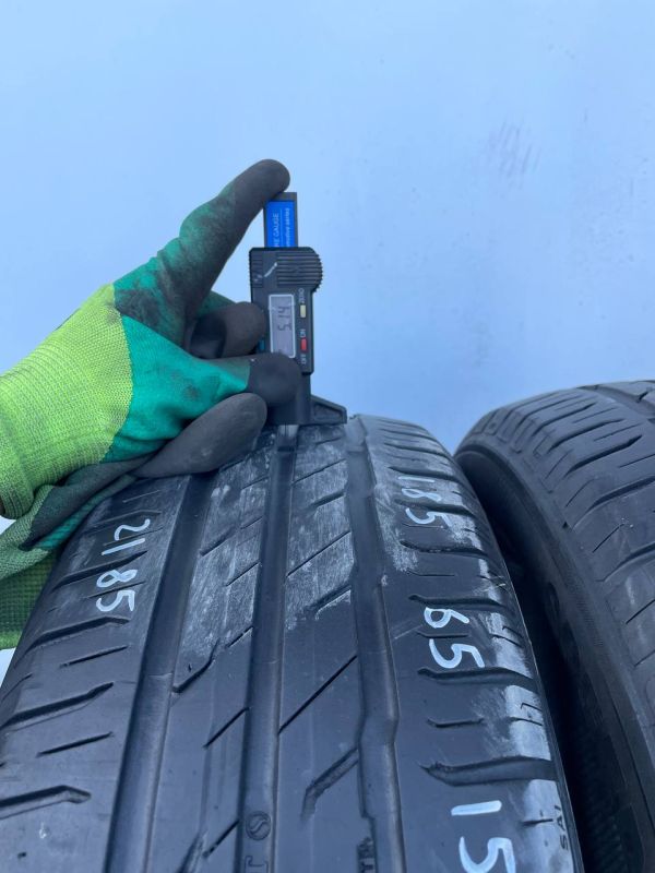 Шини пара Semperit 185/65 r15 літо Резина