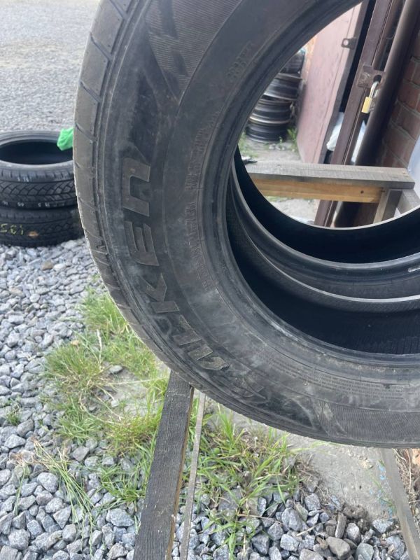 Шини пара Falken 215/70 r16 літо Резина