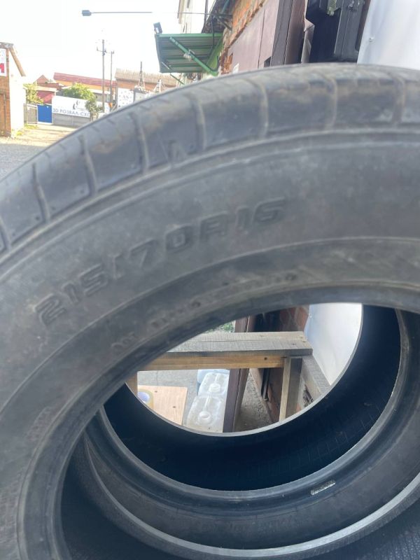 Шини пара Falken 215/70 r16 літо Резина