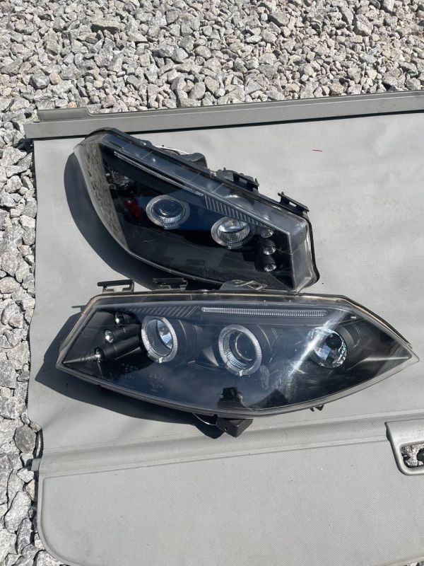 Передні Фари Renault Megane 2 Рено меган 2 2002-2006