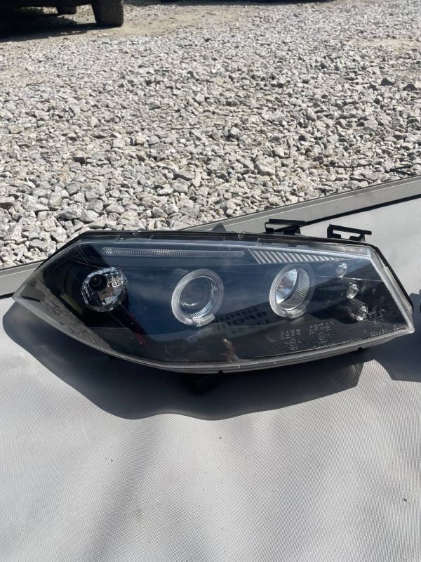 Передні Фари Renault Megane 2 Рено меган 2 2002-2006