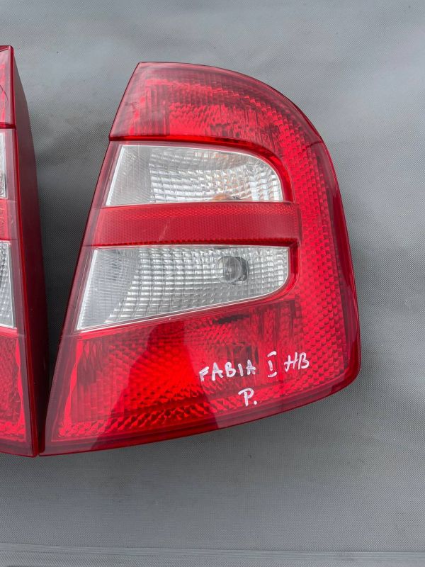 Задні ліхтарі стопи Skoda Fabia 1 хетчбек