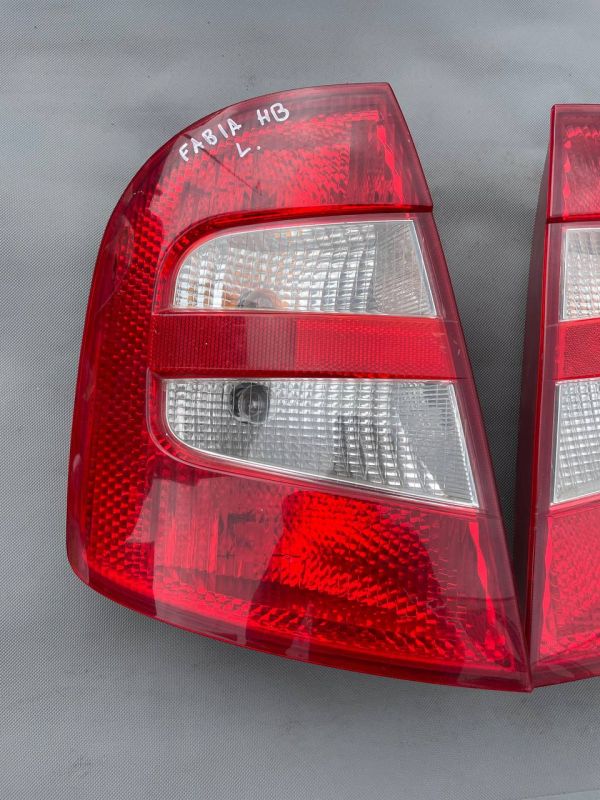 Задні ліхтарі стопи Skoda Fabia 1 хетчбек