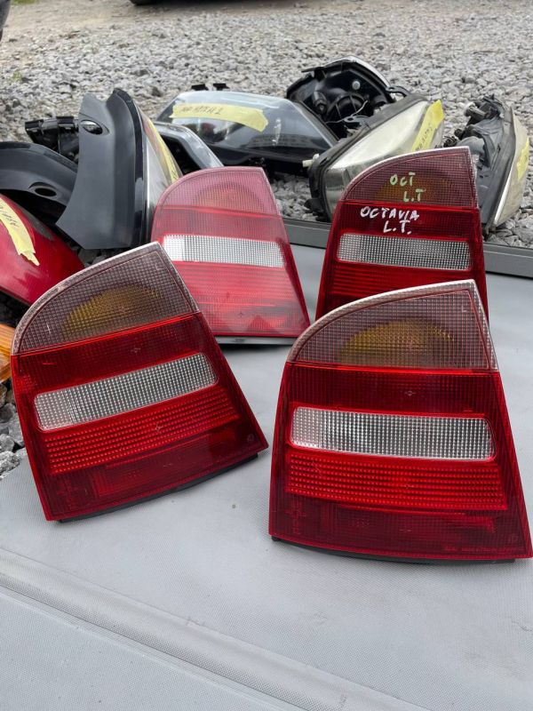 Стопи,ліхтарі,Фонарі задні SKODA Octavia