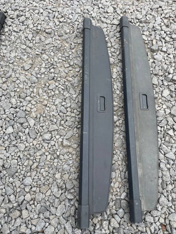 Шторка багажника Volkswagen Touran, VW Туран. 1T0867871