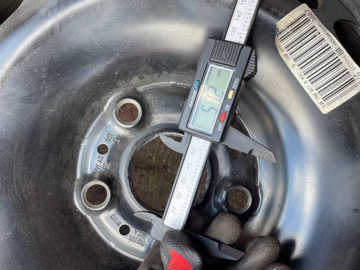 Диски комплект VAG 5x112 r16 et 33 Стан нових