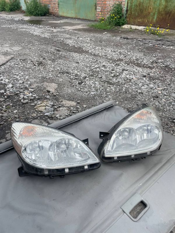 Фари пара ліва права для Citroen C5 (2001-2004)