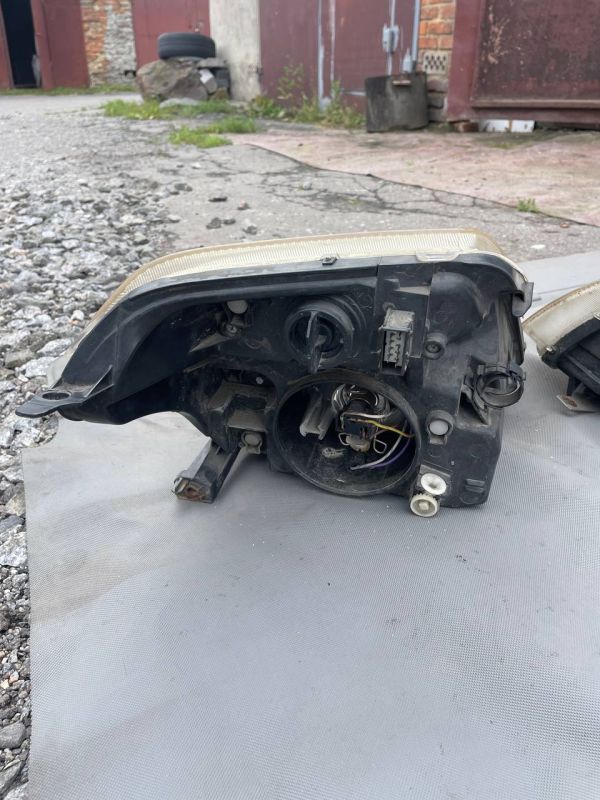 Фари пара ліва права Citroen C2 2003-2009p.