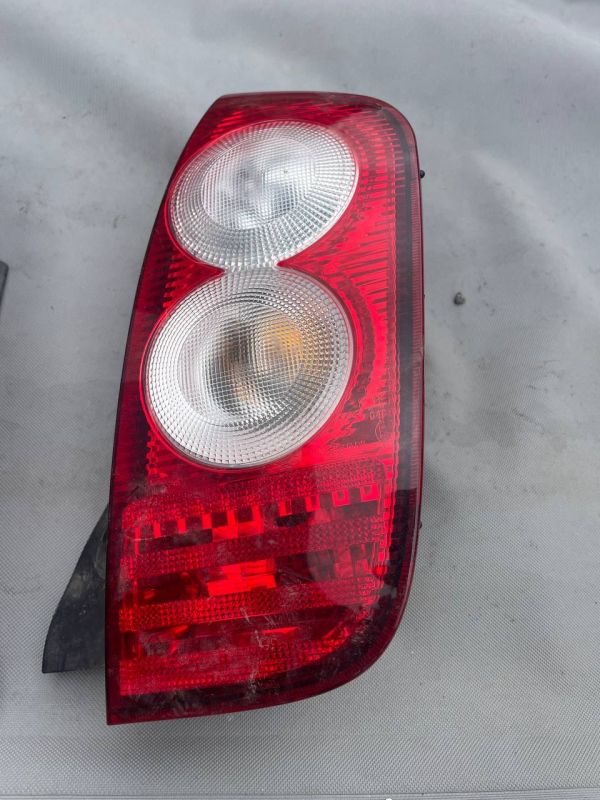 Фонарь стоп Nissan Micra K12 2003-2010 фонари Ниссан Микра Стопи