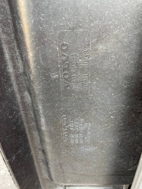 Шторка полка багажника VOLVO V40 вольво