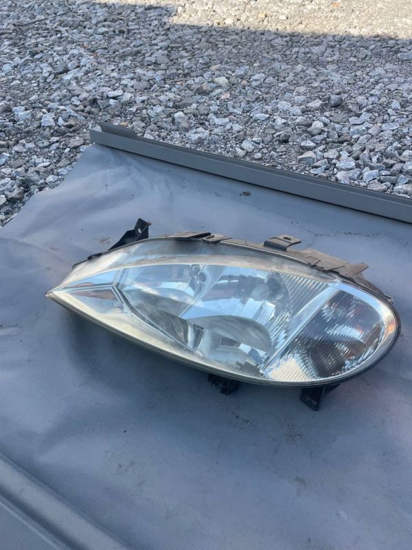 Фара передня ліва Renault Megane 99-08 Рено Меган Valeo