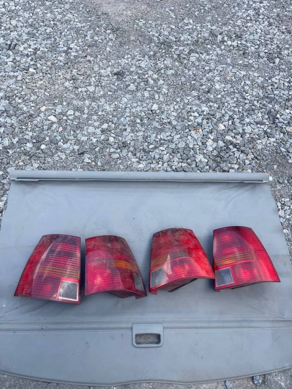 Стопи фонарі задні гольф 4 універсал бора vw golf 4 bora лівий правий