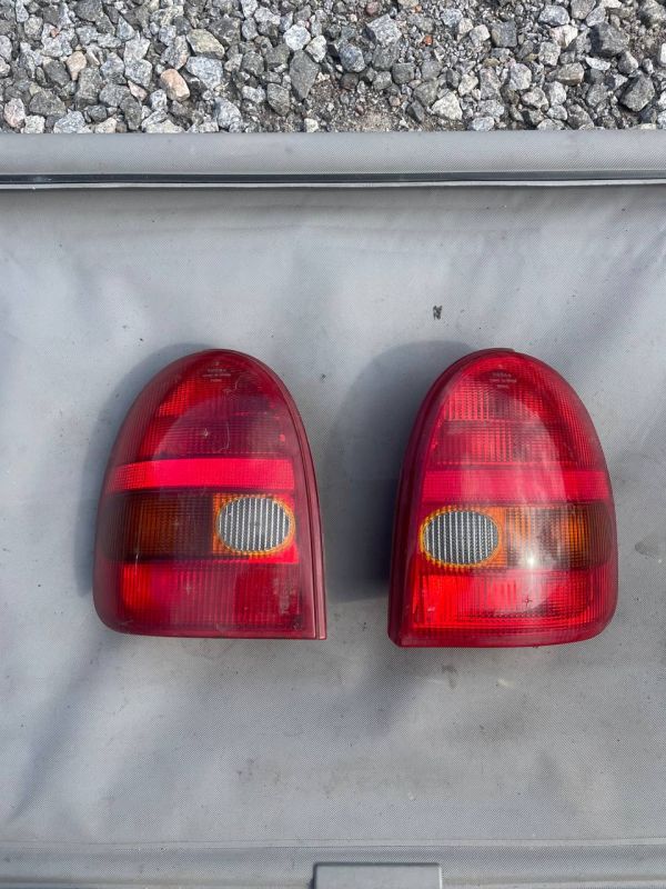 Задні ліхтарі стопи фари пара лівий правий Opel Corsa B Опель корса