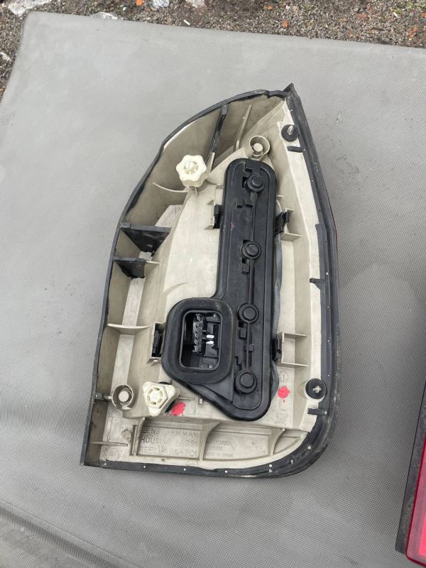 Задні стопи ліхтарі лівий правий Opel Zafira Опель Зафіра