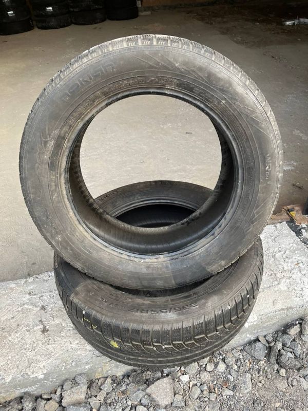 Шини пара NOKIAN WRa4 235/55/R17 зима резина
