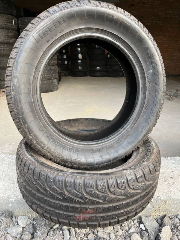 Шини пара PIRELLI SOTTOZERO 3 235/55/R17 зима резина