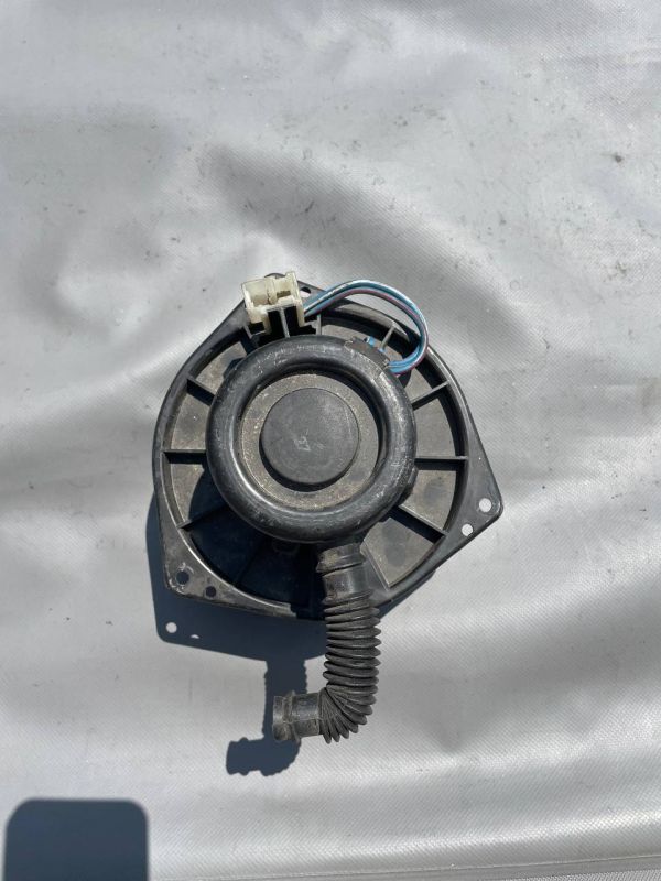 Вентилятор пічки Nissan primera 4872530350