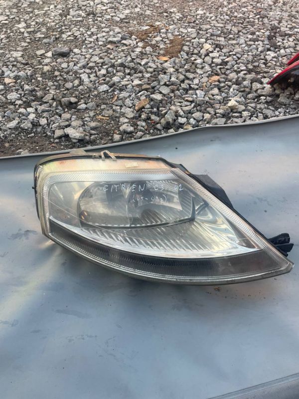 Фара передня права Citroen C3 Ситроен С3 УЦІНКА